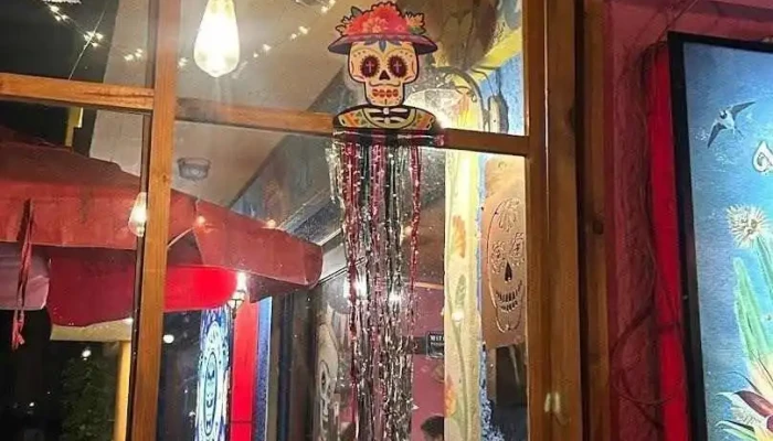 La Cantina Mexicana:  La Paloma