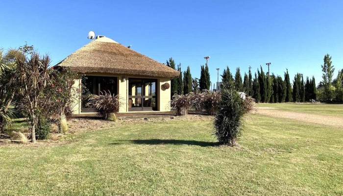 La Chacra Tenis - Col. Del Sacramento