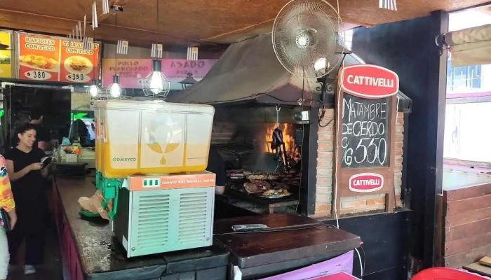 La Chispa Del Sabor:  Ambiente