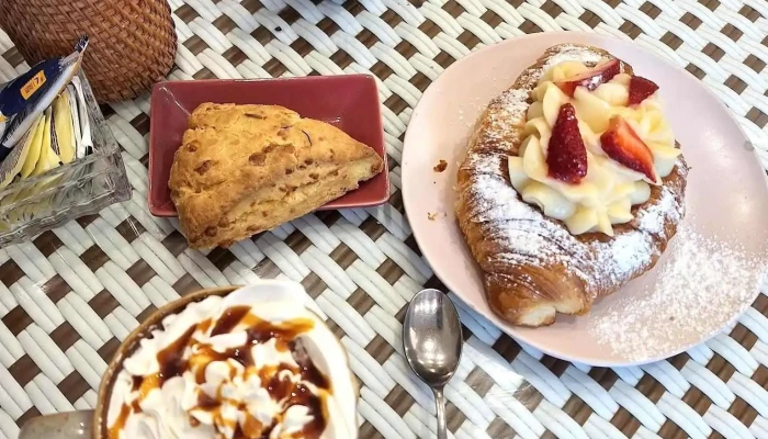 La Croissanteria Recientes - Cafetería