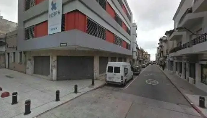 La Delizia:  Street View Y 360 - Cafetería