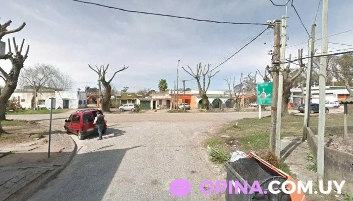 La económica - 90200 Santa Lucía