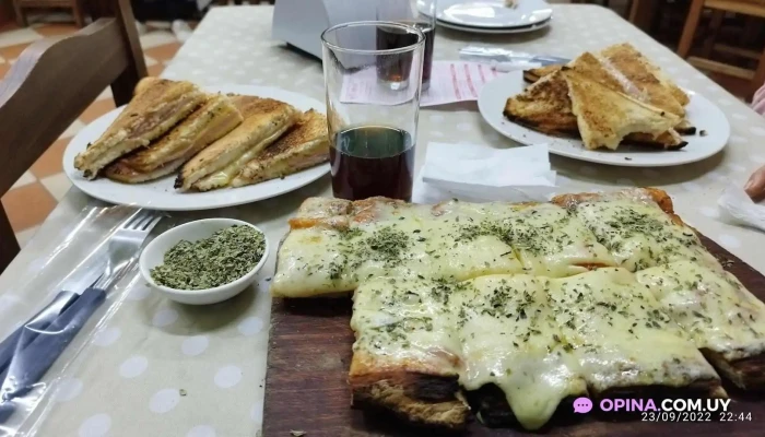 La Esquina De La Pizza:  Paysandu