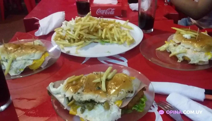 La Esquina Del Sabor:  Ciudad De La Costa