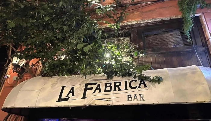 La Fabrica Bar Todo - Bar