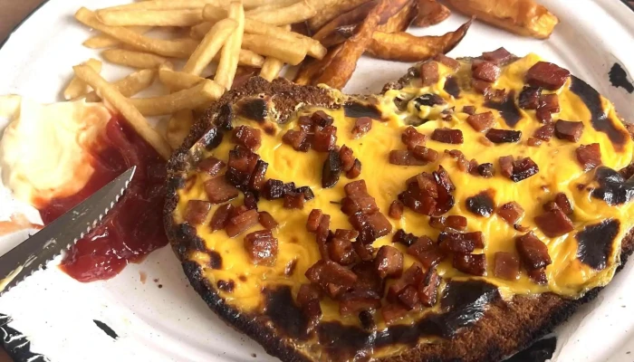 La Fonda:  Milanesas Y Croquetas Comentario 1 - Restaurante