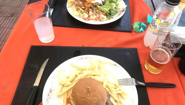 La Fonda Piriapolis:  Comidas Y Bebidas