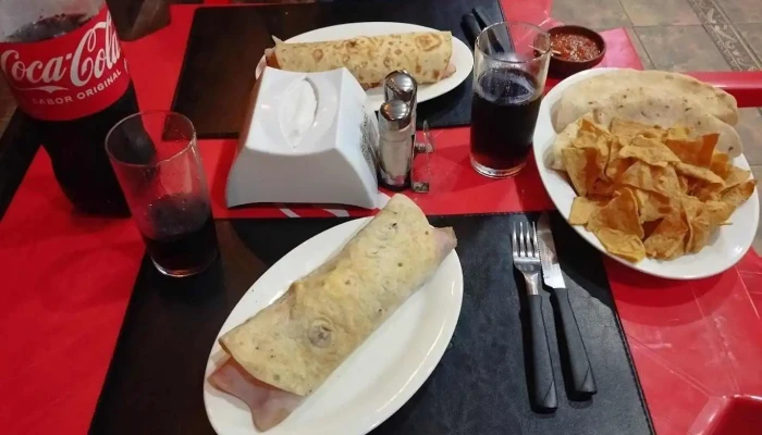 La Guera Taqueria Comida Reconfortante - Restaurante de comida rápida