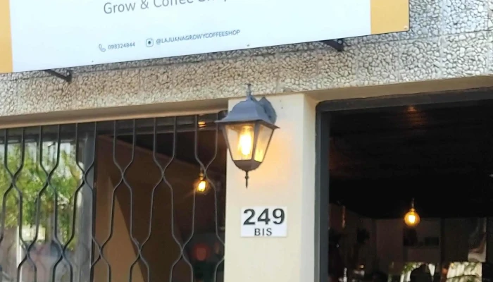 La Juana Grow Y Coffee Shop:  Comentario 2