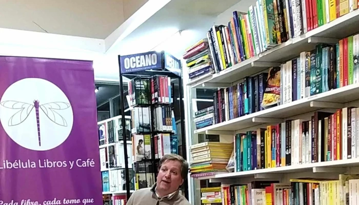 La Libelula -    Libros Y Cafe Puntaje - Montevideo