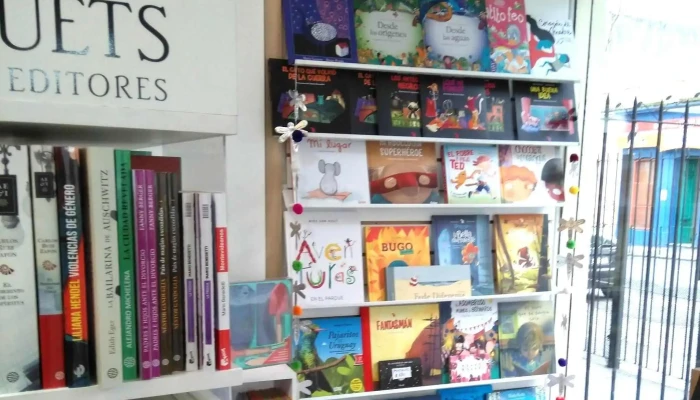 La Libelula -    Libros Y Cafe Telefono - Montevideo