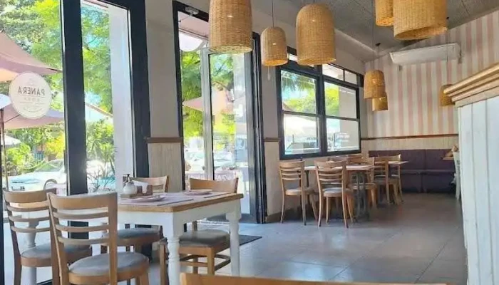 La Panera Rosa:  Ambiente