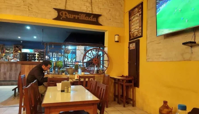 La Parrilla:  Ambiente