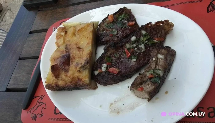 La Parrillada San Jacinto Comida Y Bebida - Parrilla