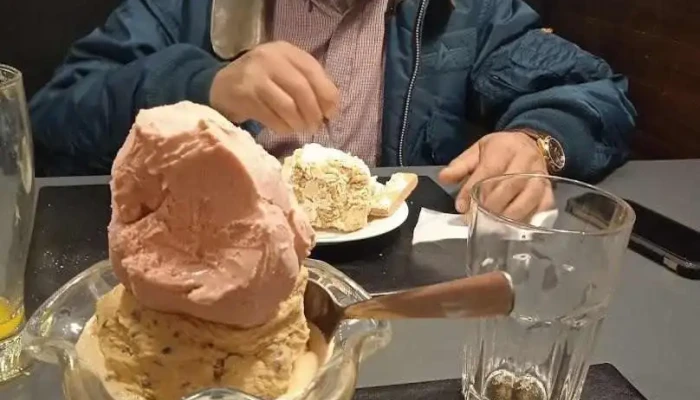 La Pasiva:  Helado - Restaurante de comida rápida