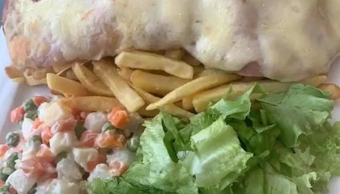 La Pasiva:  Papas Fritas - Restaurante