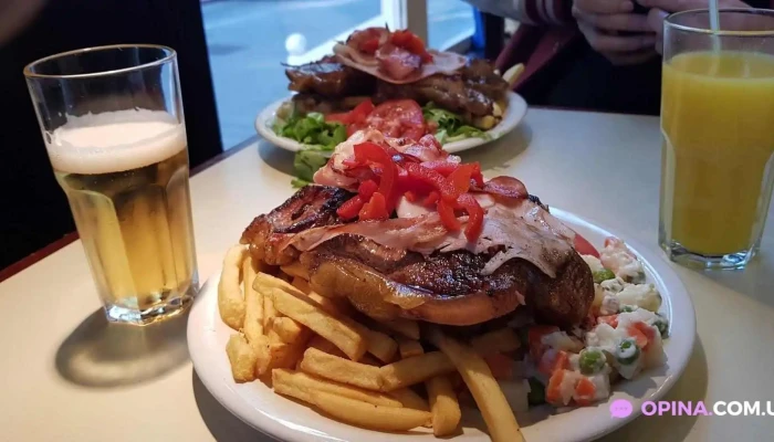 La Pasiva:  Papas Fritas - Restaurante de comida rápida