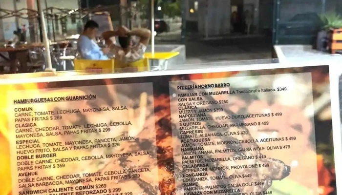 La Pavita:  Menu - Restaurante de comida rápida