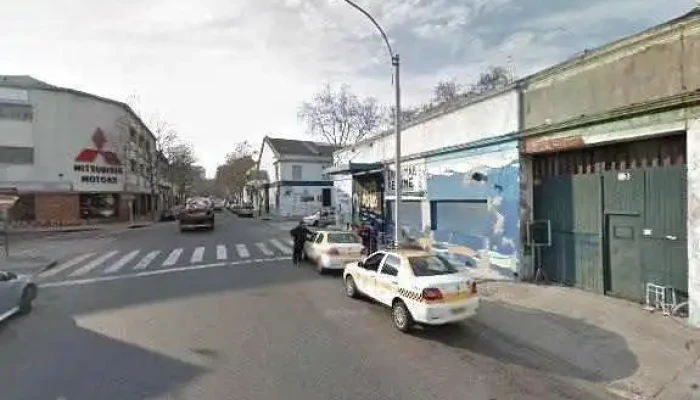 La Sabrosa Comidas Al Paso:  Todo - Cafetería