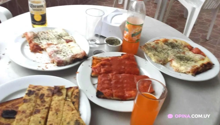 La Siciliana:  Pizzeria Milanesa - Pizzería