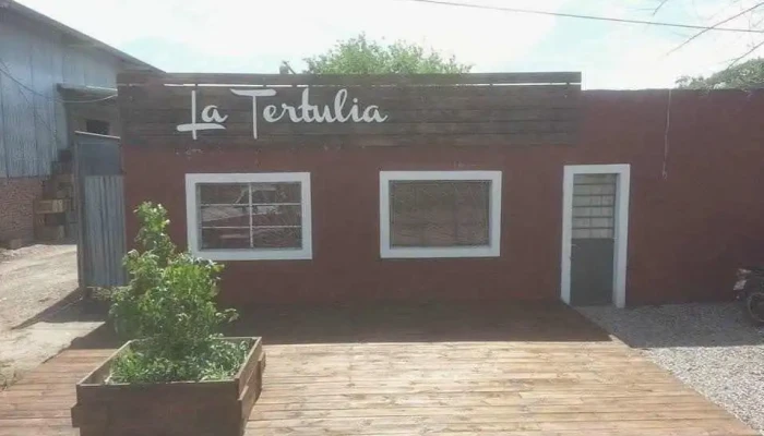 La Tertulia:  Todas