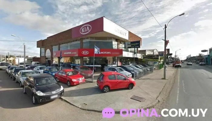 La Tienda Pet Supply - 15900 Las Piedras