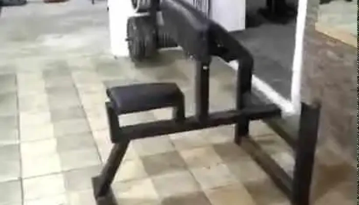 La Villa Gym -  Maquina De Ejercicio - Progreso