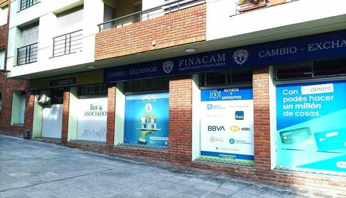 Lacal Negocios Inmobiliarios -  Exterior - Montevideo