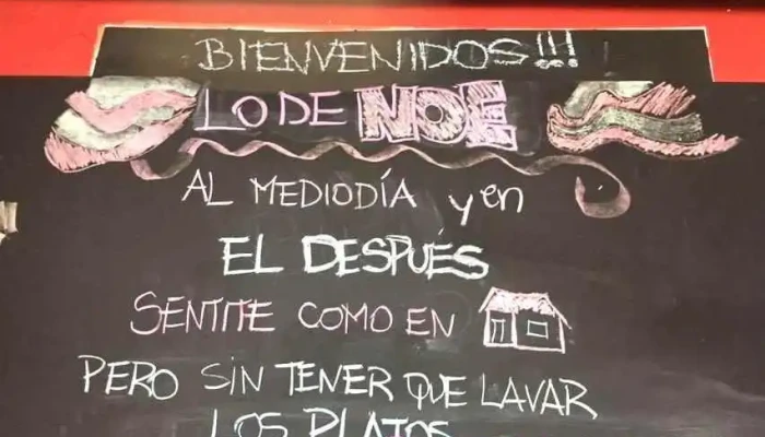 Las Dos Estrellas:  Menu