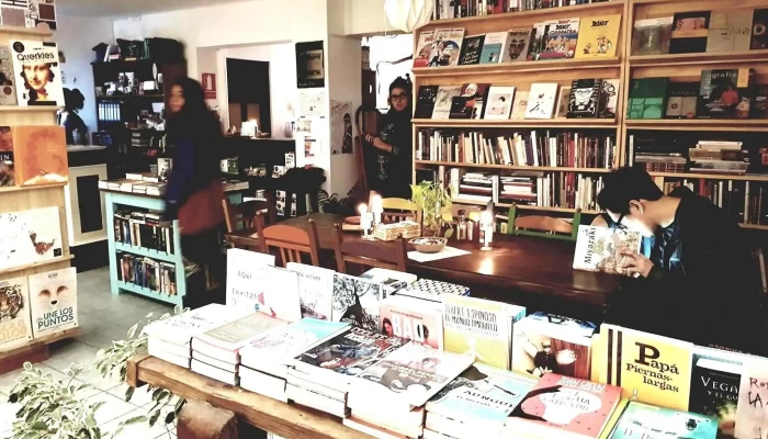 Las Karamazov -  Interior - Montevideo