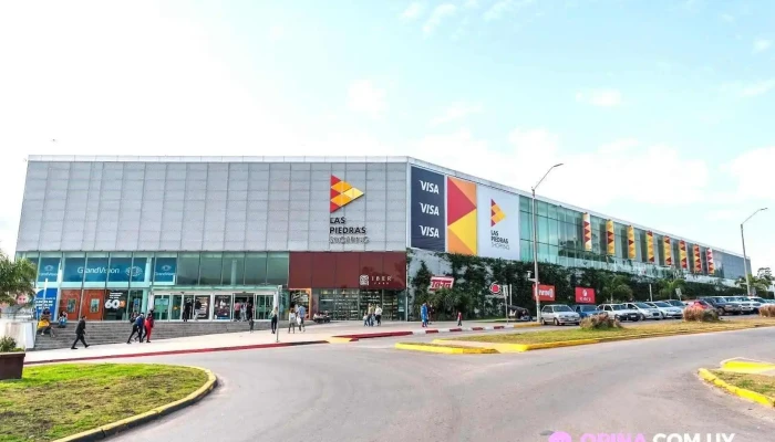 Las Piedras Shopping:  Las Piedras