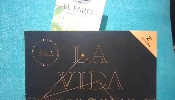 Librería El Faro - Treinta Y Tres