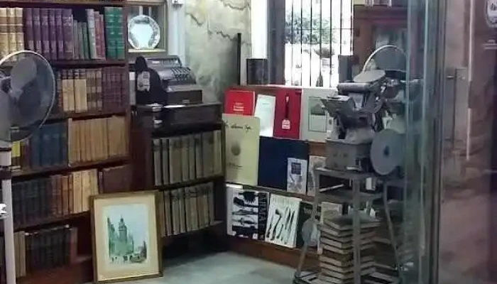 Librería El Galeón-Roberto Cataldo - Montevideo