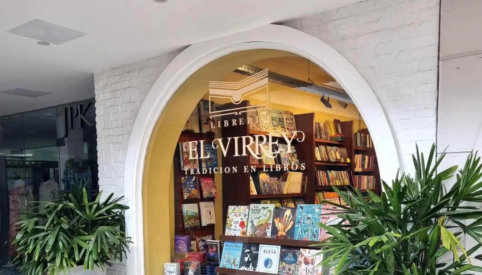 Libreria El Virrey   Plaza Arocena Montevideo - Montevideo