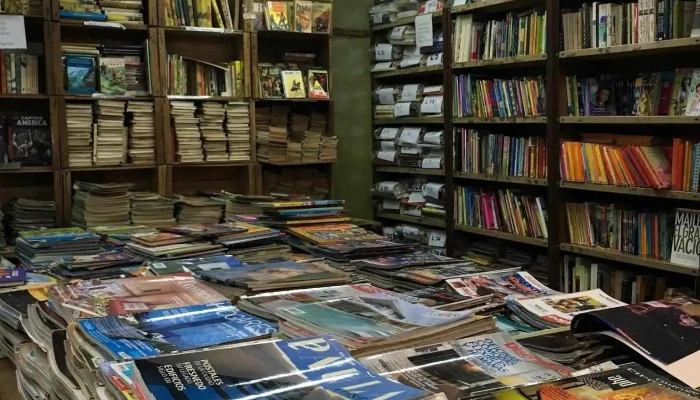 Libreria Ruben Estante De Libros - Montevideo