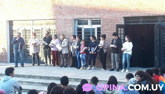 Liceo de Playa Pascual - 80500 Ciudad Del Plata