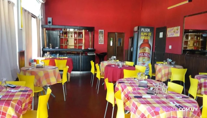 Liebigs Bar Y Pizzeria Ambiente