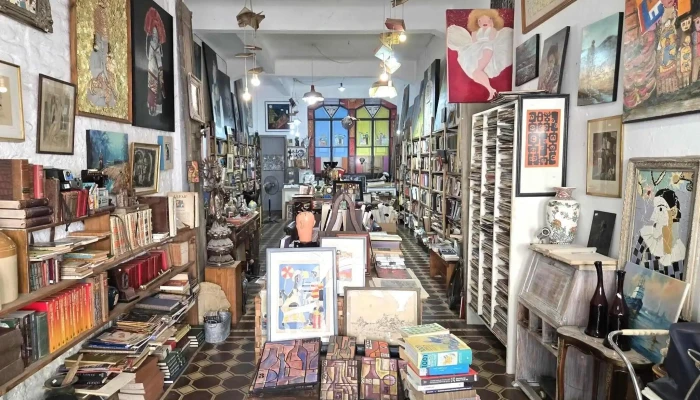 Literata Libros -  Interior - Montevideo