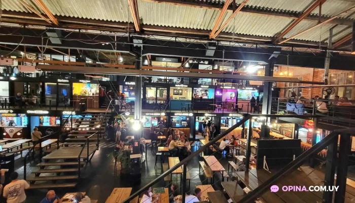 Little John:  Burger Bar Ambiente - Hamburguesería