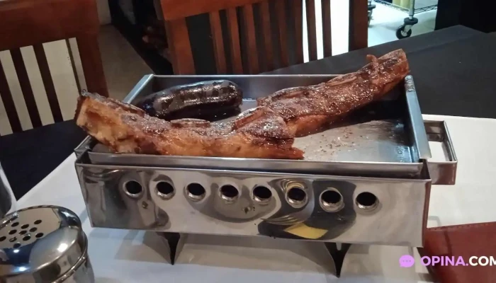 Lo De Beto:  Churrasco - Parrilla