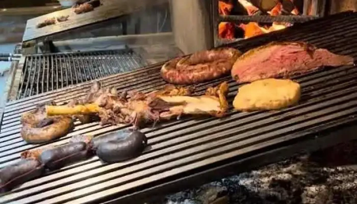 Lo De Beto:  Videos - Parrilla