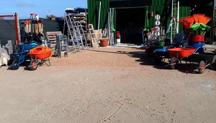 Lo De Juan Barraca Y Ferreteria - Maldonado