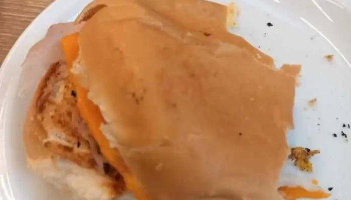 Lo De Pepe:  Sandwich De Pollo - Restaurante de comida rápida