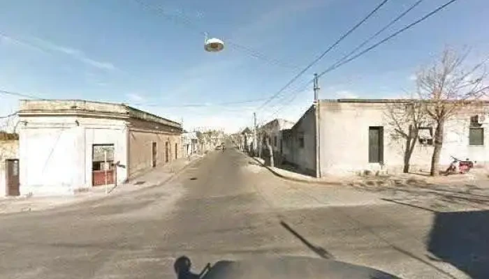 Lo Manzi Parrillada:  Street View Y 360 - Restaurante