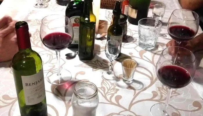 Lomas De La Tahona -  Comida Y Bebida - Gral. Líber Seregni