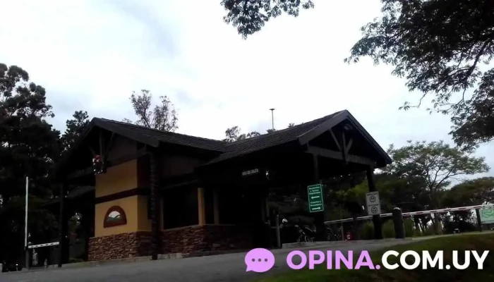 Lomas De La Tahona -  Exterior - Gral. Líber Seregni