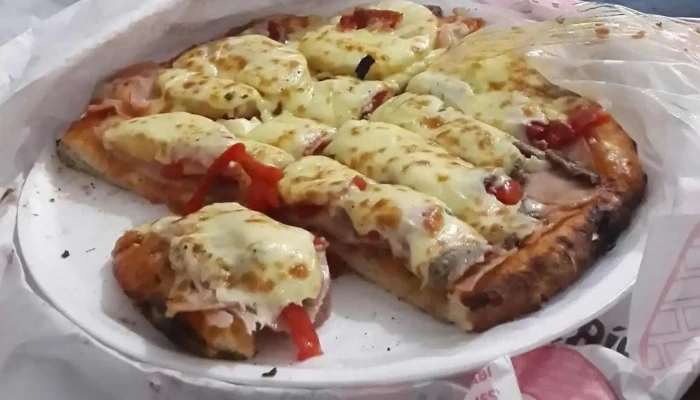 Los Tavarez:  Montevideo - Pizzería