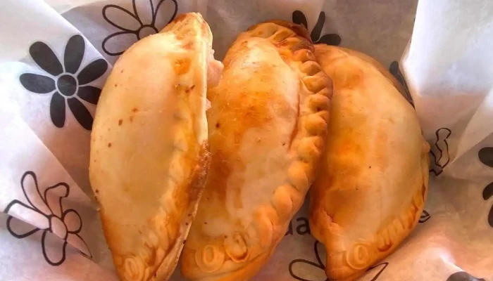 Margaritas Empanadas:  Comida Y Bebida