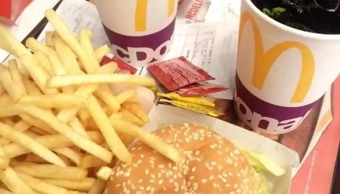 Mcdonalds Comida Y Bebida