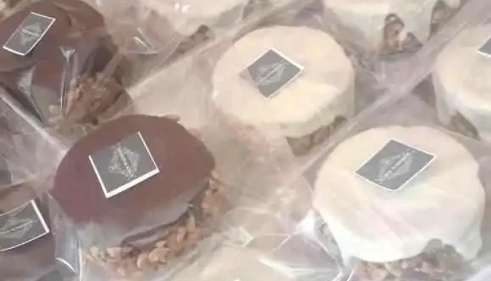 Meraki Alfajor Artesanal Indinoblia:  Comidas Y Bebidas